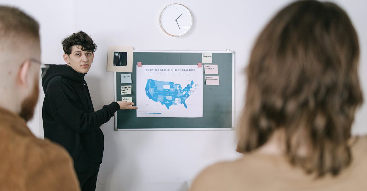 霸世群雄（送特权福利）：期权开户平台真实性