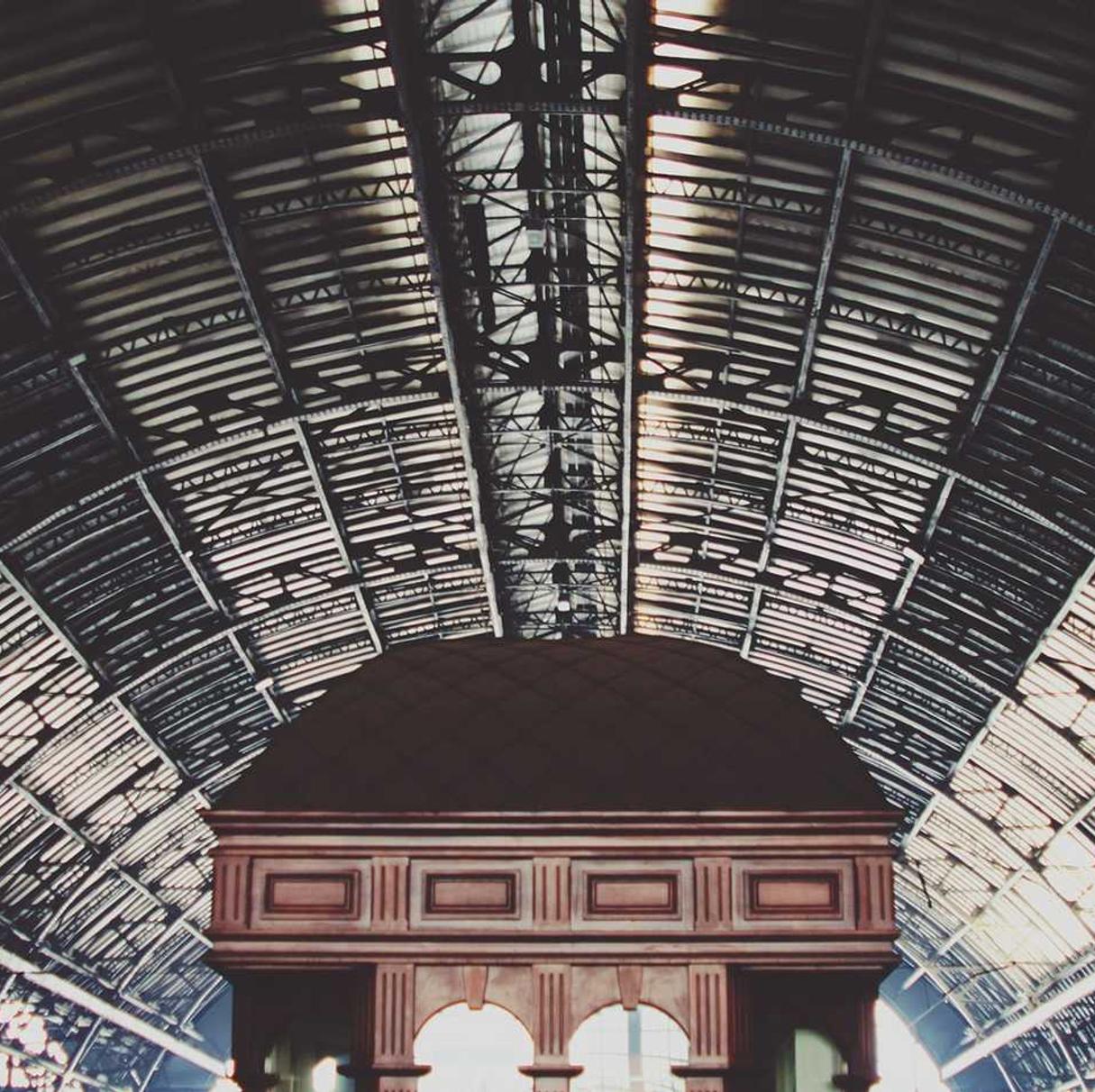 如何更好地利用技术支持辅助来帮助玩家？