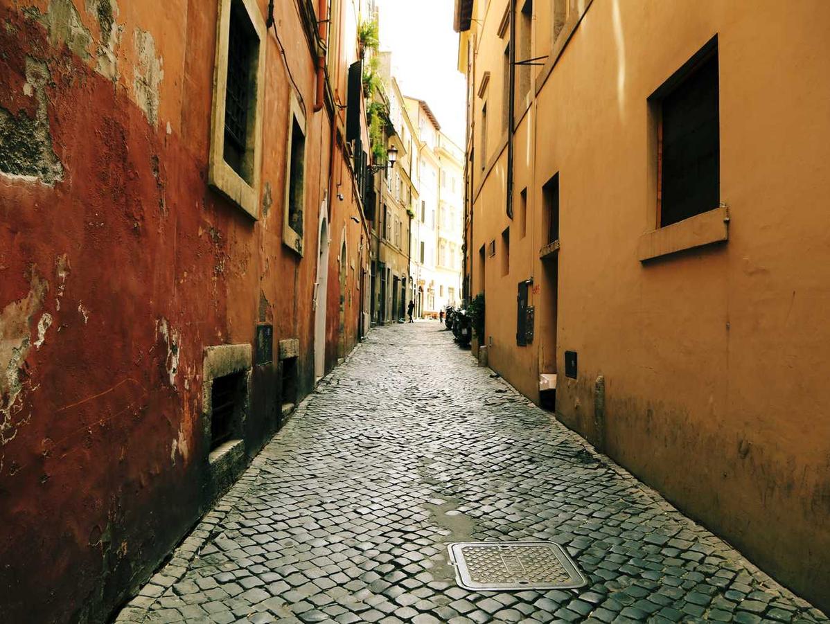 内容优化：创造有价值的内容来吸引更多的访客