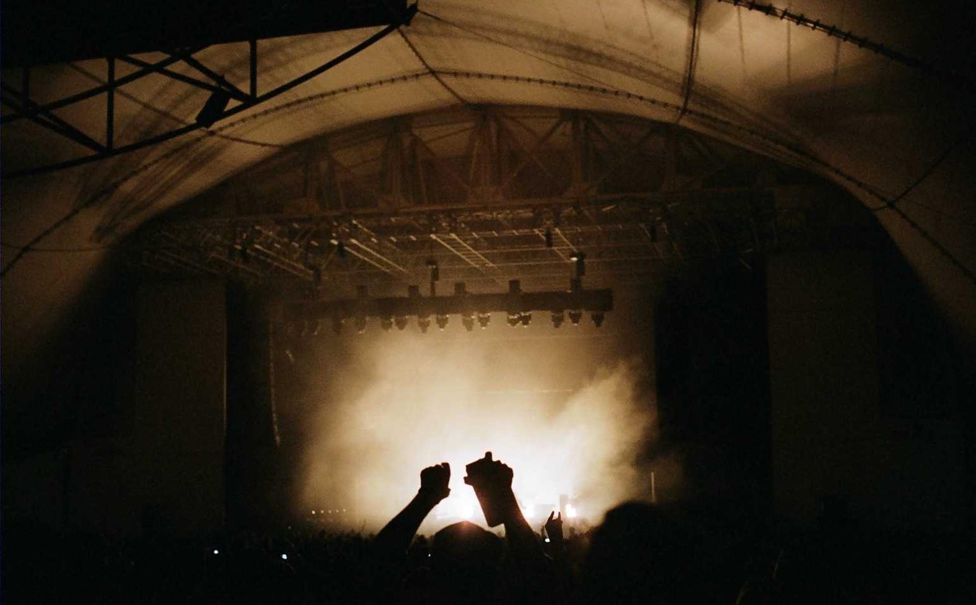 跑跑卡丁车官方竞速版：游戏代理平台收费多少