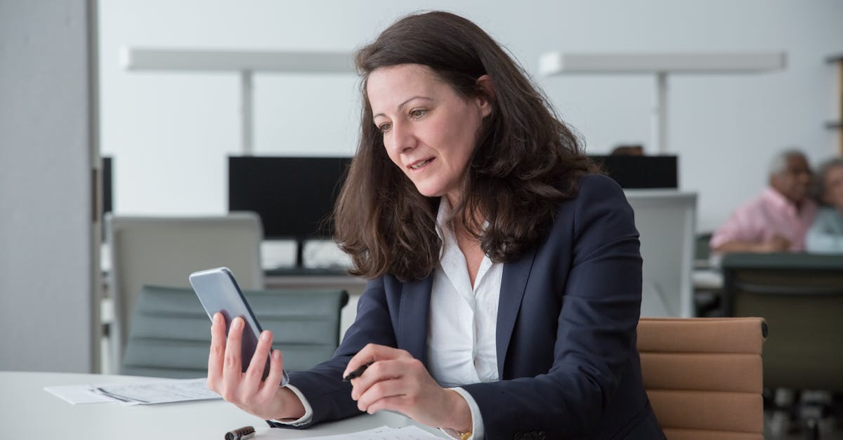 APEX英雄手游:遵义人社通app详情下载教程