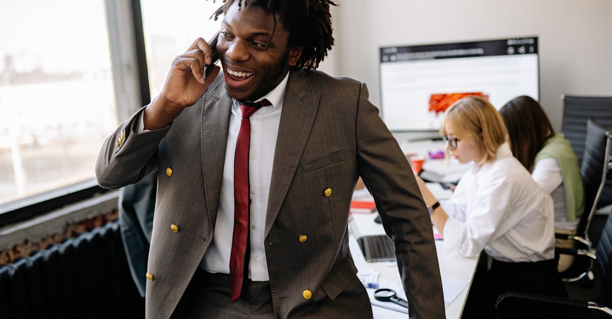 微信出售：流量卡品牌的比较