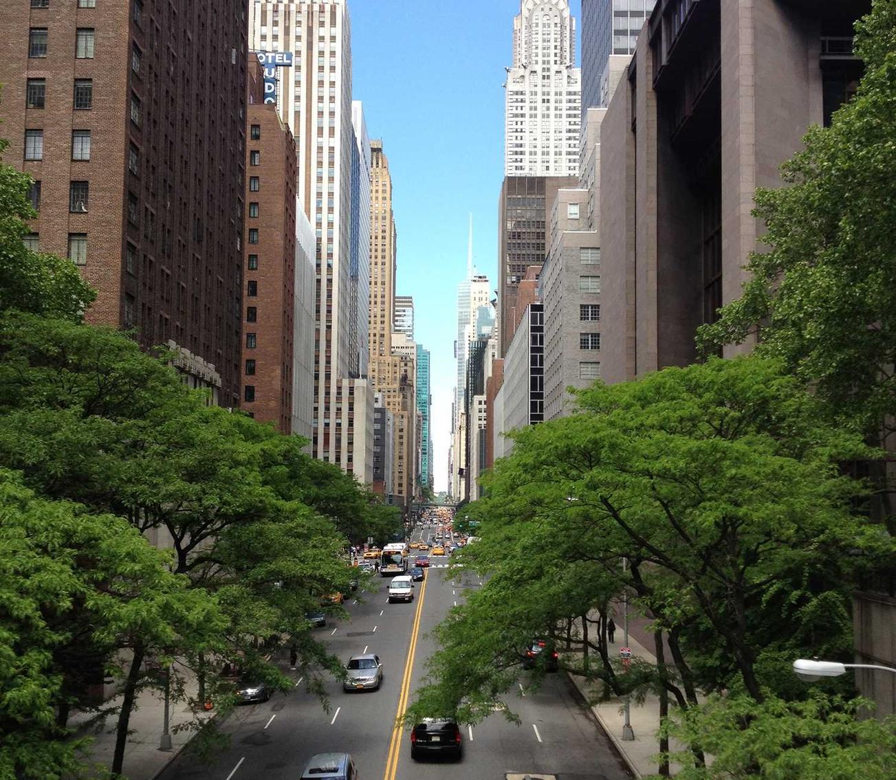 宝塔实名账号：流量卡的优缺点对比，你应该怎么选择？